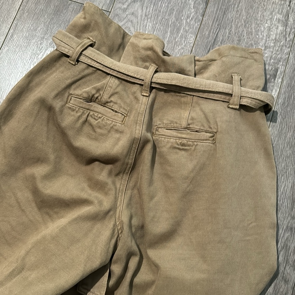 BLANKNYC Paperbag Jogger in Sand Storm 26 - Picture 5 of 5